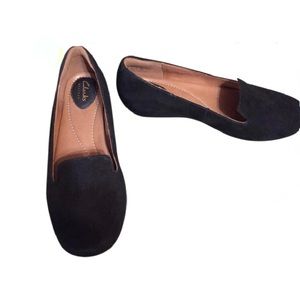 Clark’s artisan black flats- 9